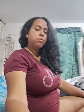 iamlatinaforeva élő XXX-chatje