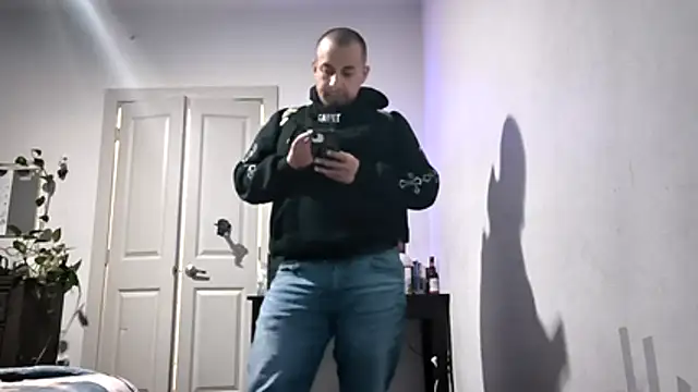 cloud981g Show in webcam