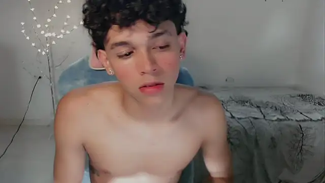 Show modela FUNNY_DICK_ na web-kameri