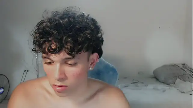 Show modela FUNNY_DICK_ na web-kameri