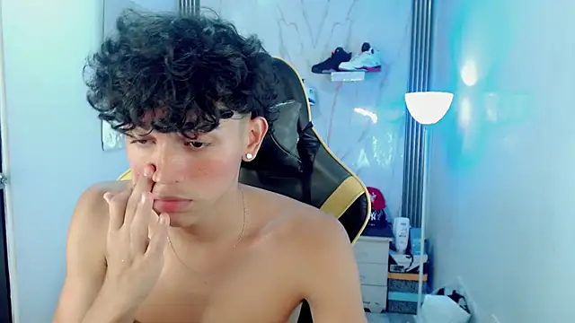 عرض كام FUNNY_DICK_