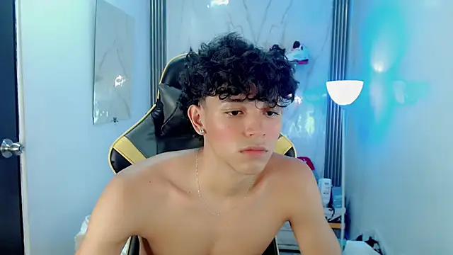 Show modela FUNNY_DICK_ na web-kameri