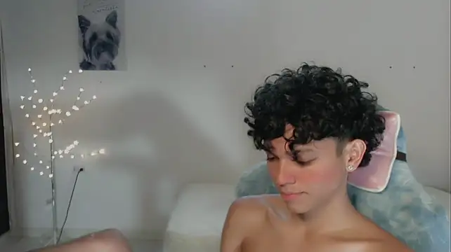Chat XXX en directo de FUNNY_DICK_