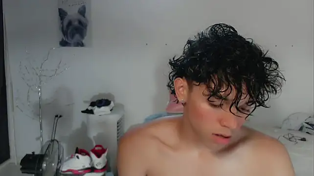Show modela FUNNY_DICK_ na web-kameri