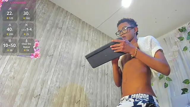 Show modela patrick_lovee1 na web-kameri