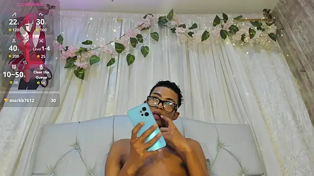 patrick_lovee1 webcam show