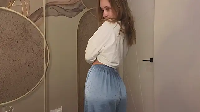 צ'אט XXX בשידור חי של _sweetme1issa