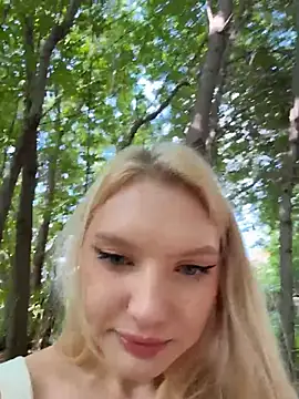 AmmyInPublic Webcam show