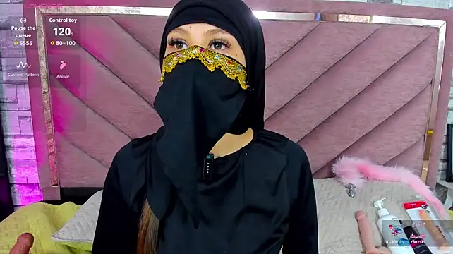 Zully_Mansur's Webcam Show