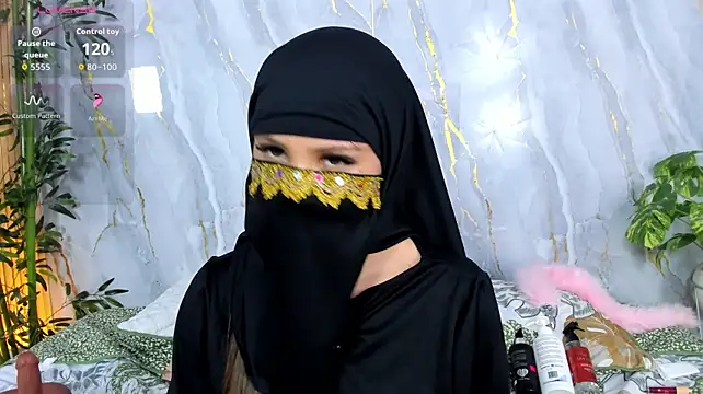 Zully_Mansur's Webcam Show