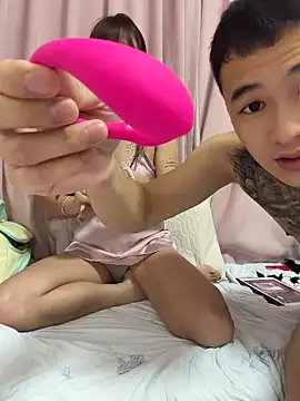 xiaoyang2005 Show in webcam