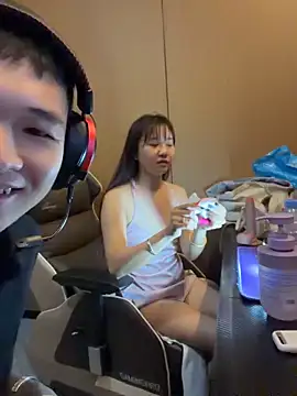 xiaoyang2005's Live XXX Chat