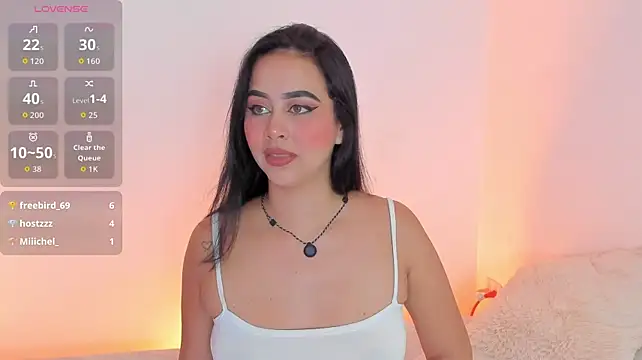IrisBloom_ Adlı Modelin Canlı XXX Sohbeti