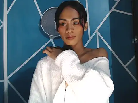 הופעת וובקאם של miss_thalia14