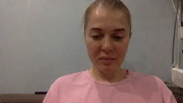 vanilaecho457's Webcam Show