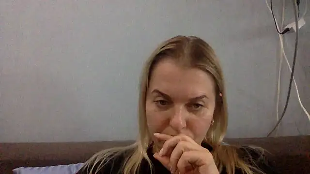 vanilaecho457's Live XXX Chat