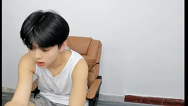 LRU_78 在線直播表演