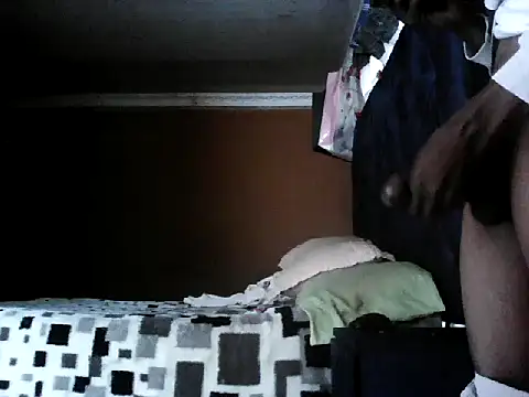 Proudndlovu webkamerás műsora