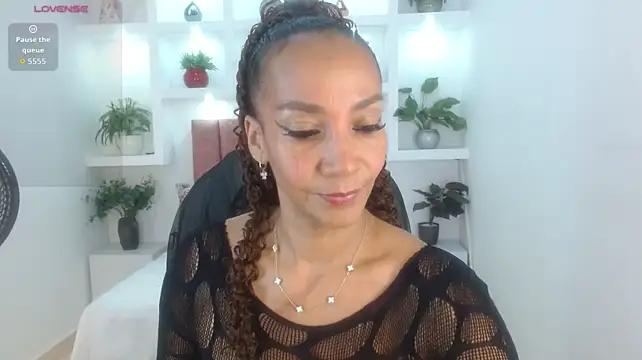Manuela_giraldo_ Live XXX-Chat