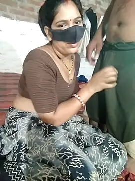 Indiansexycouple2 webcam show