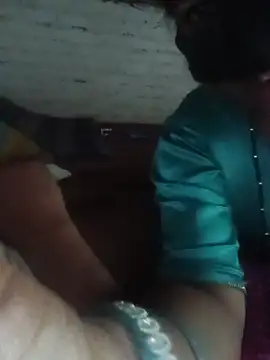 Indiansexycouple2 – Kamerová šou
