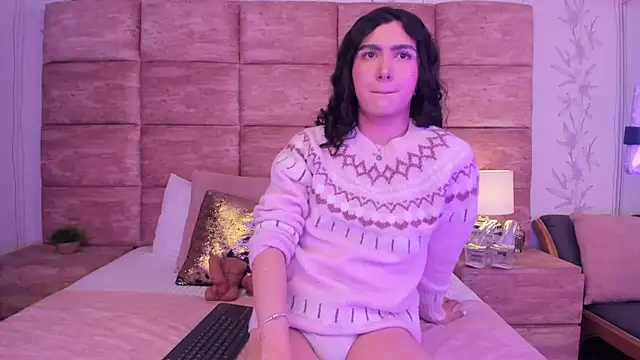 NinaHille Show in webcam