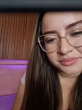 LunaDiaz999 – Live XXX-chat
