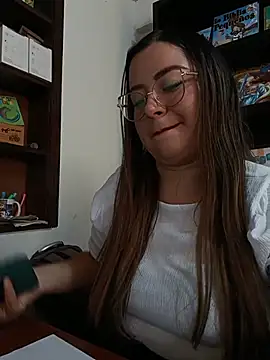 LunaDiaz999n Live XXX chat