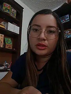 LunaDiaz999 Chat XXX in diretta