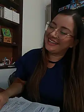 LunaDiaz999's Live XXX Chat