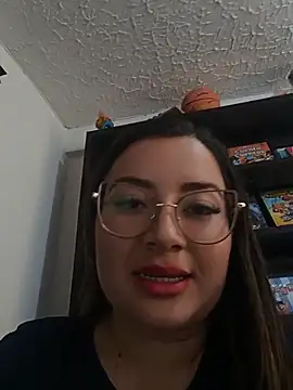LunaDiaz999 live XXX chat