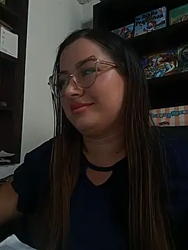 LunaDiaz999's Webcam Show