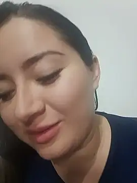 Chat XXX en directo de LunaDiaz999