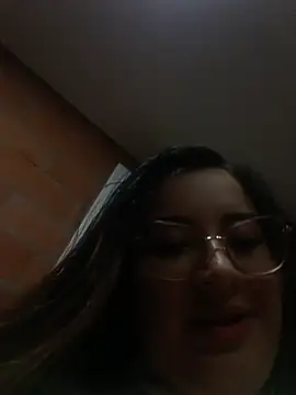 LunaDiaz999's Live XXX Chat