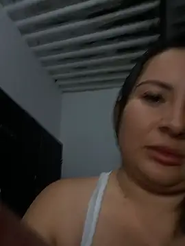 Živý XXX chat LunaDiaz999