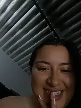 LunaDiaz999's Live XXX Chat