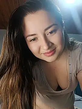 LunaDiaz999's Live XXX Chat