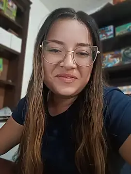 LunaDiaz999's Live XXX Chat