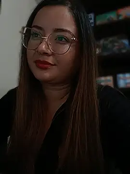 LunaDiaz999 Chat XXX in diretta