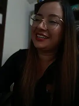 LunaDiaz999's Live XXX Chat