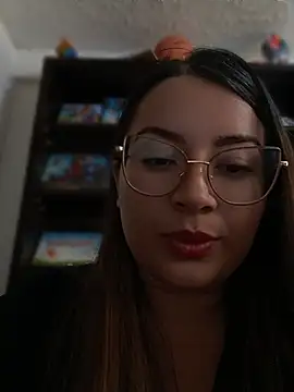 LunaDiaz999's Live XXX Chat