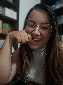 LunaDiaz999's Live XXX Chat