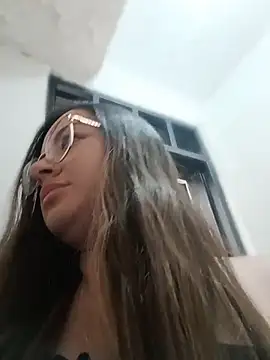 LunaDiaz999's Live XXX Chat