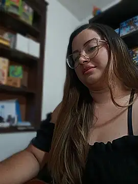 LunaDiaz999's Live XXX Chat