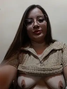 LunaDiaz999 Chat XXX in diretta