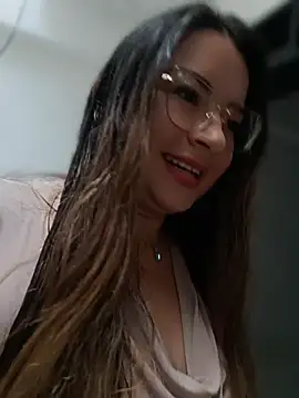 LunaDiaz999's Webcam Show