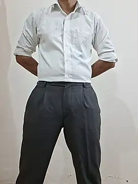 Being_zaroon's Webcam Show
