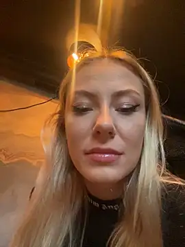 Shelly-Marie Webcam-Show