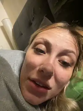 Živý XXX chat Shelly-Marie
