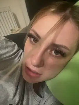 Chat +18 de Shelly-Marie ao vivo